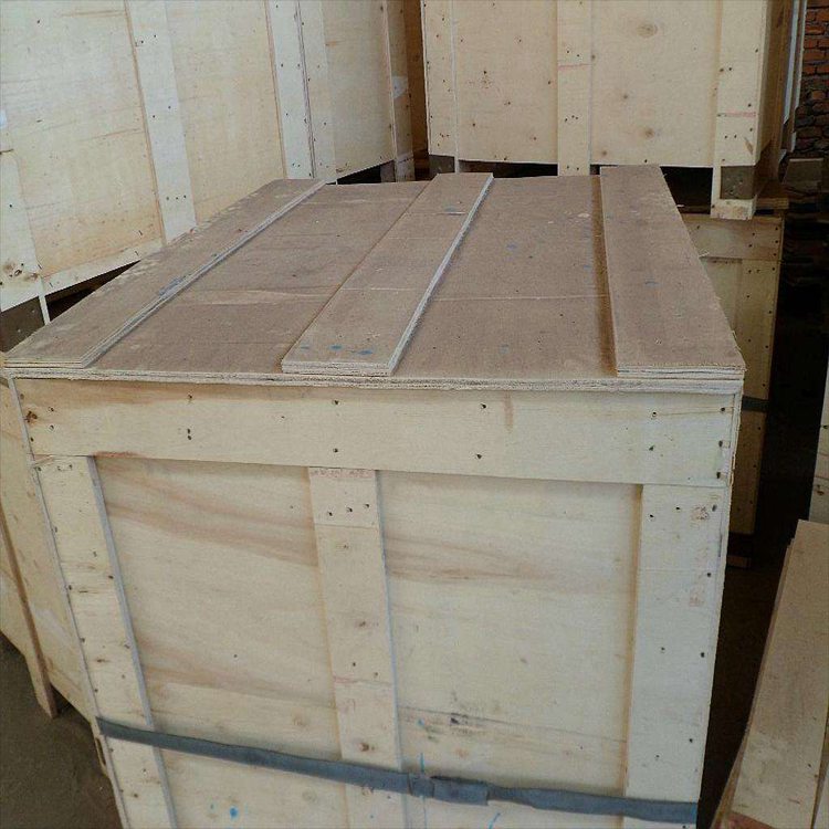武汉真空包装箱分享木箱包装是如何防水的？